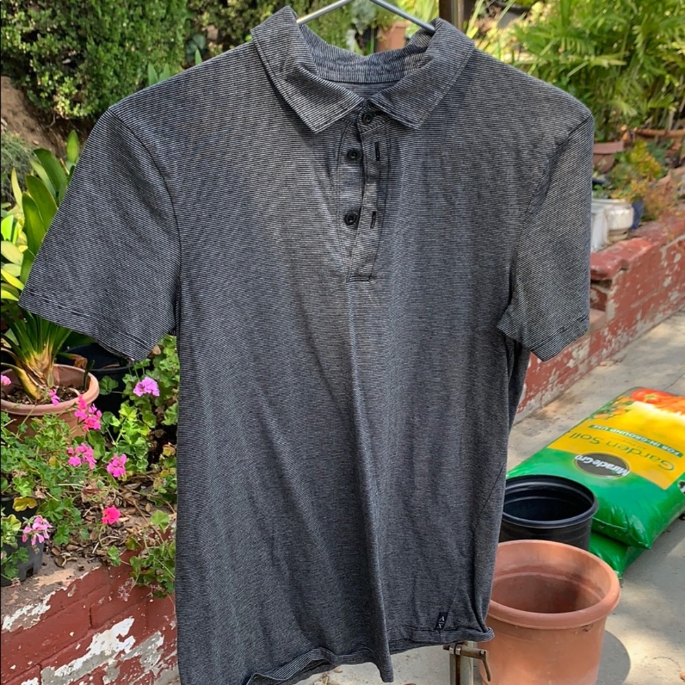 Men’s size S Armani Exchange short sleeve button